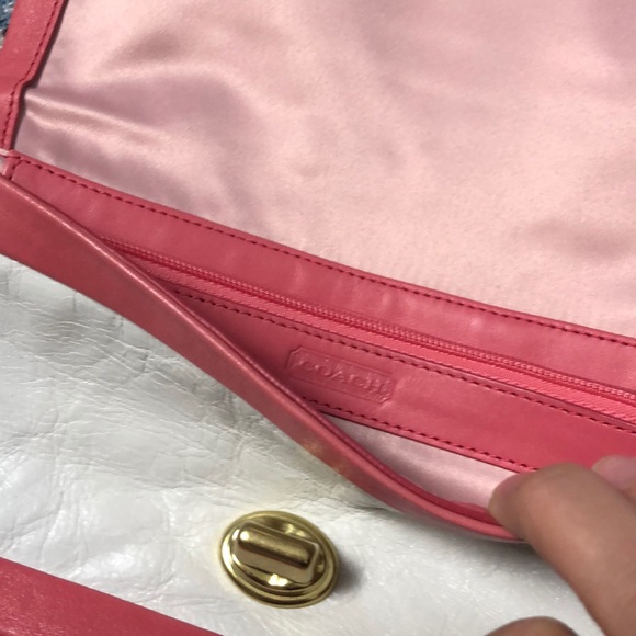 Coach Leather Clutch Wallet Coin Purse - Picture 5 of 8